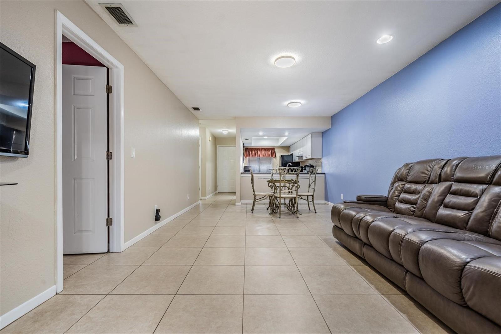 ROSETREE VILLAGE - Residential