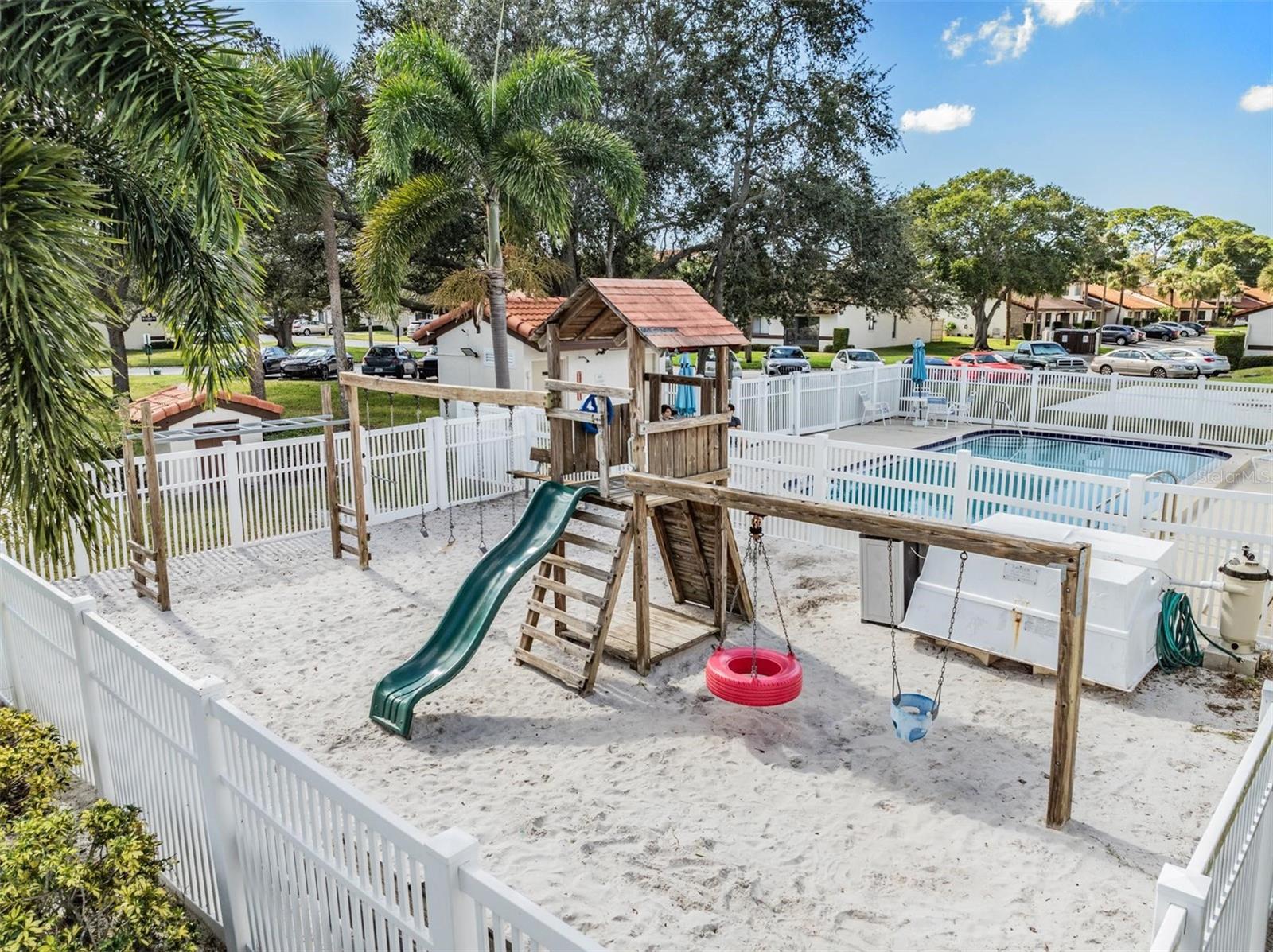 ROSETREE VILLAGE - Residential