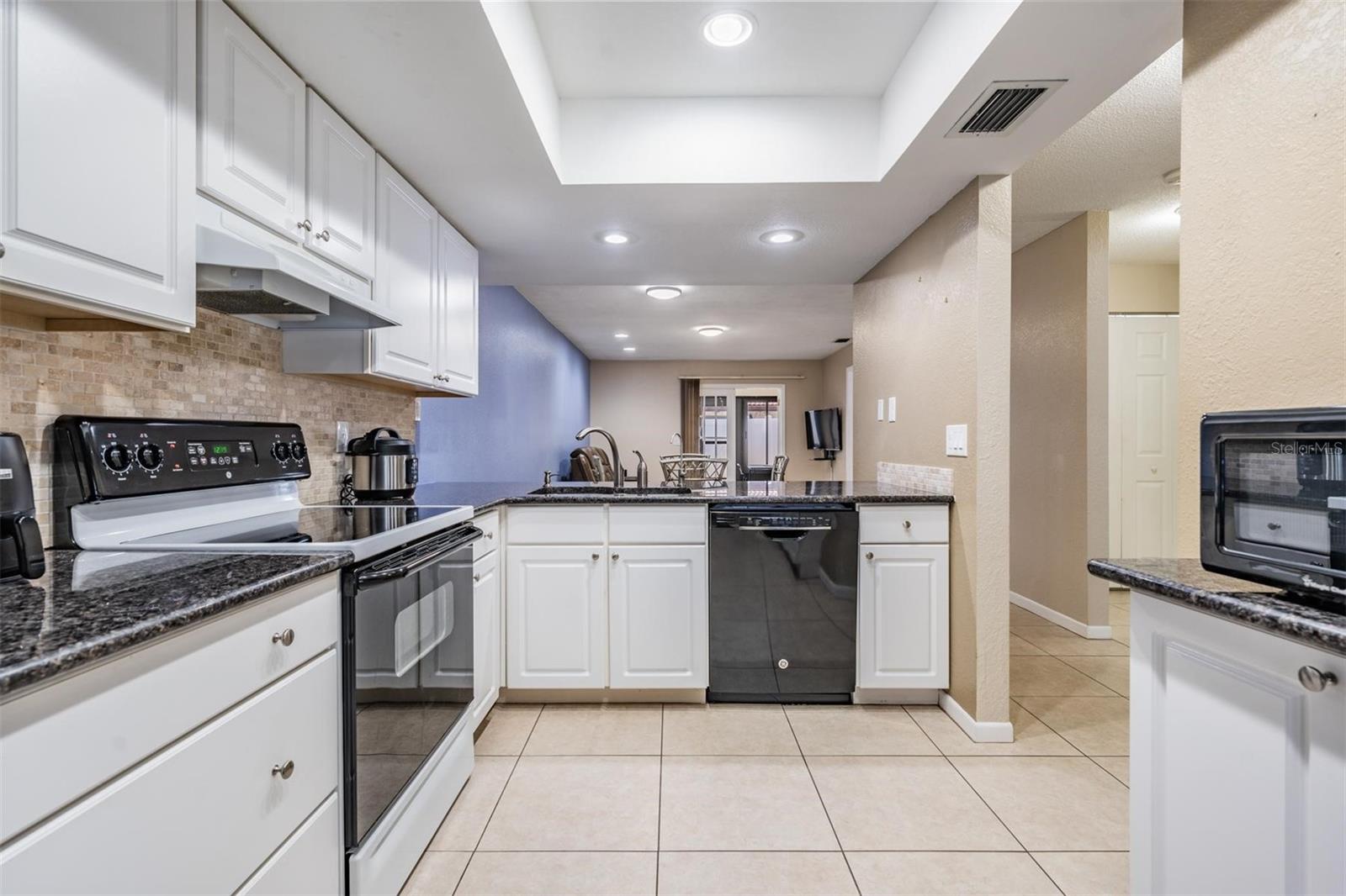 ROSETREE VILLAGE - Residential