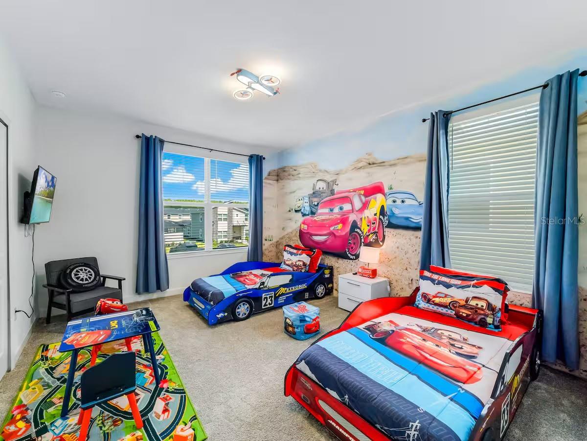 COVE AT STOREY LAKE 4 - Residential