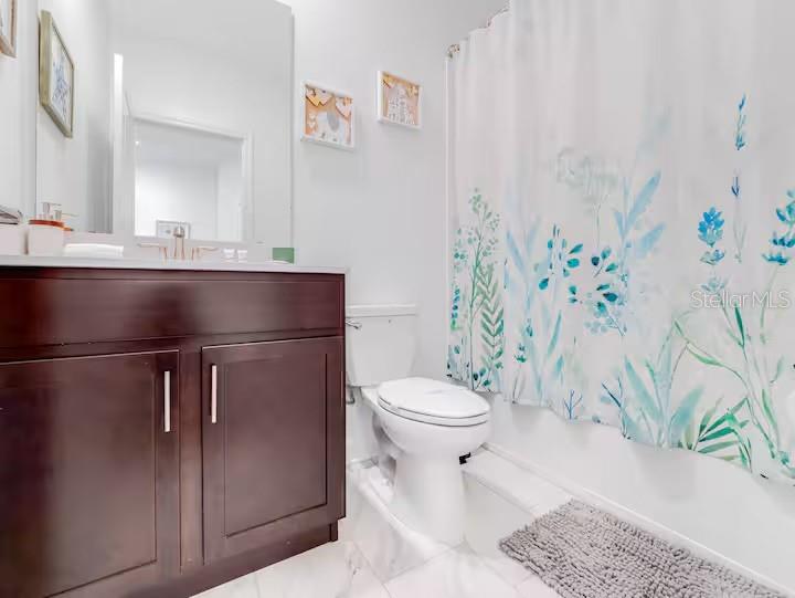 COVE AT STOREY LAKE 4 - Residential