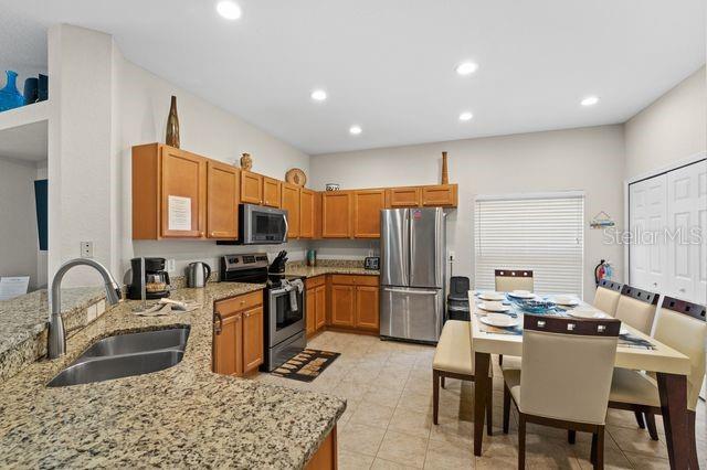 HIGH GROVE UNIT 02 - Residential