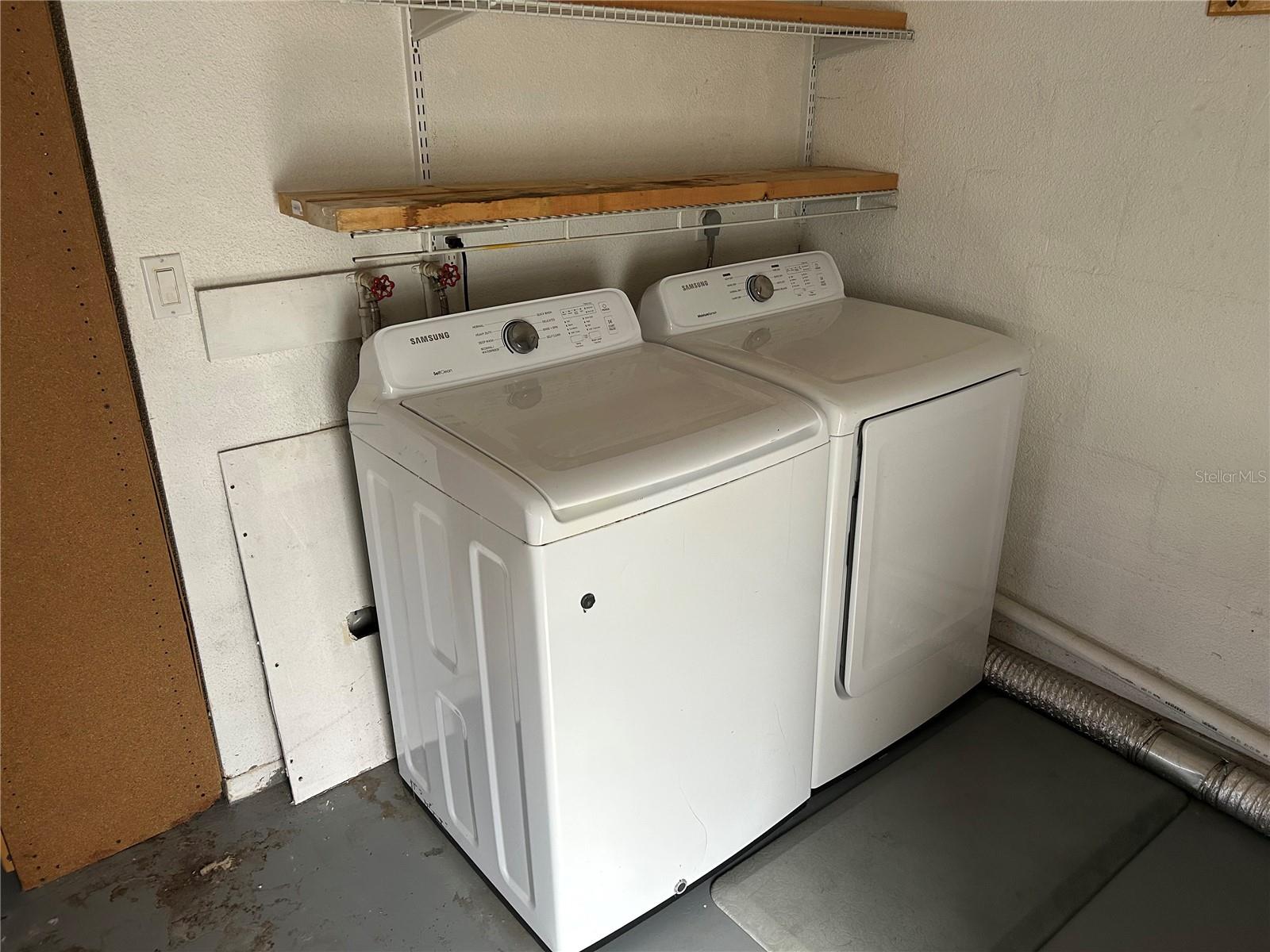 CONNELL HEIGHTS UNIT 04 - Residential