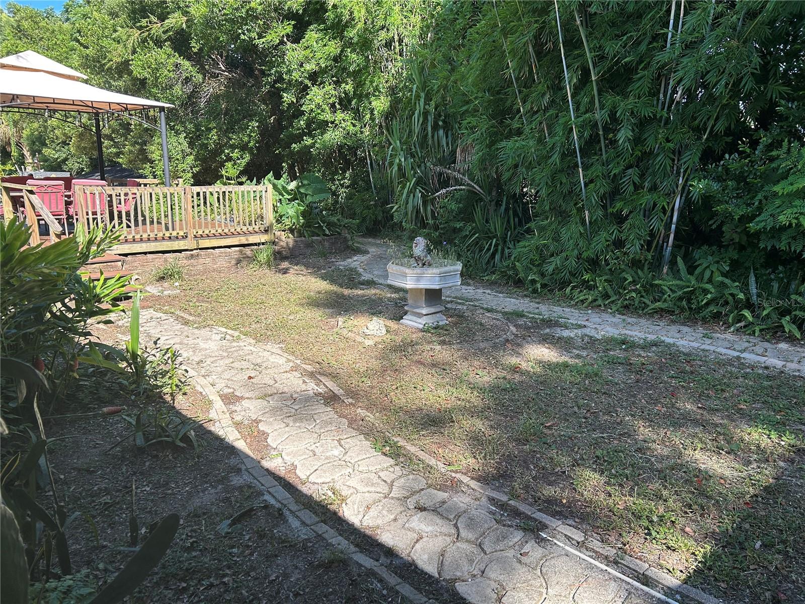 CONNELL HEIGHTS UNIT 04 - Residential