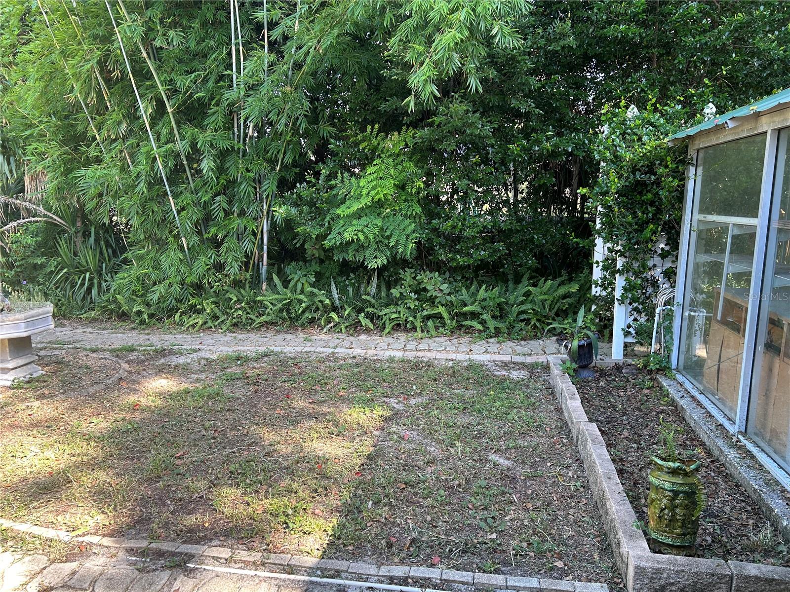 CONNELL HEIGHTS UNIT 04 - Residential