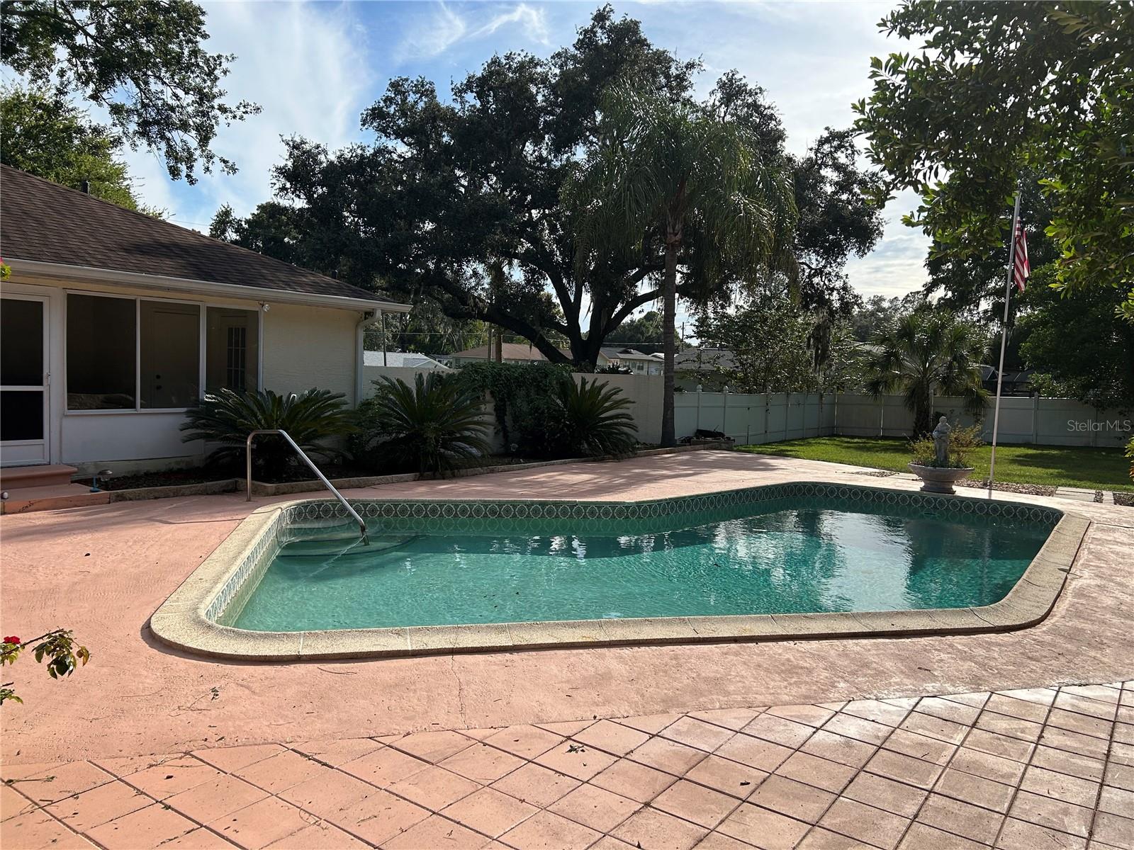 CONNELL HEIGHTS UNIT 04 - Residential