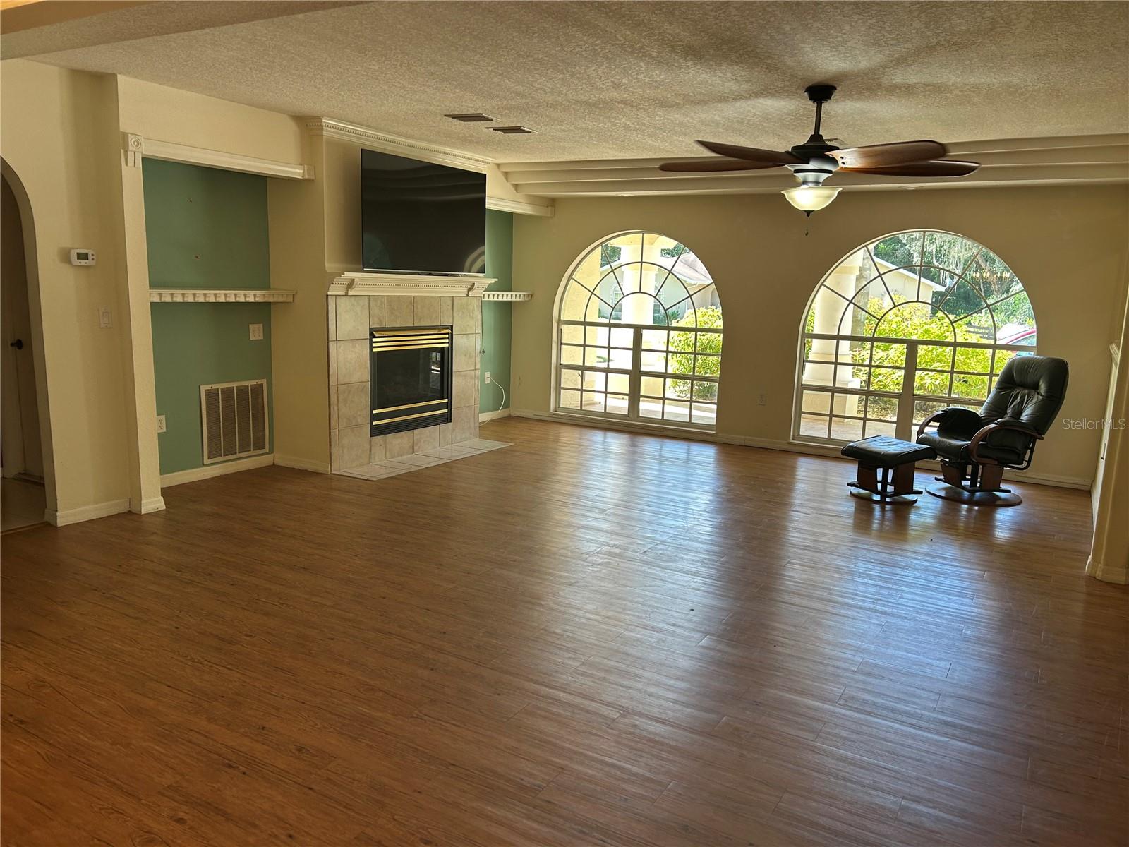 CONNELL HEIGHTS UNIT 04 - Residential