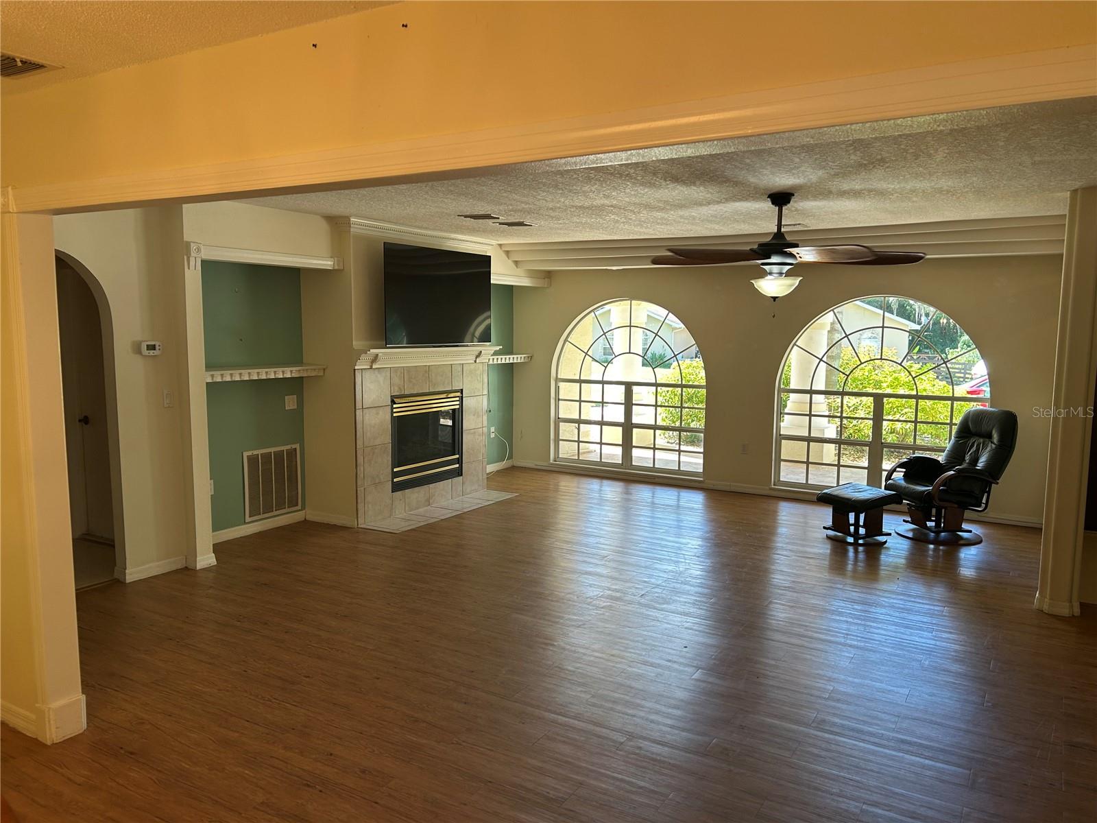 CONNELL HEIGHTS UNIT 04 - Residential