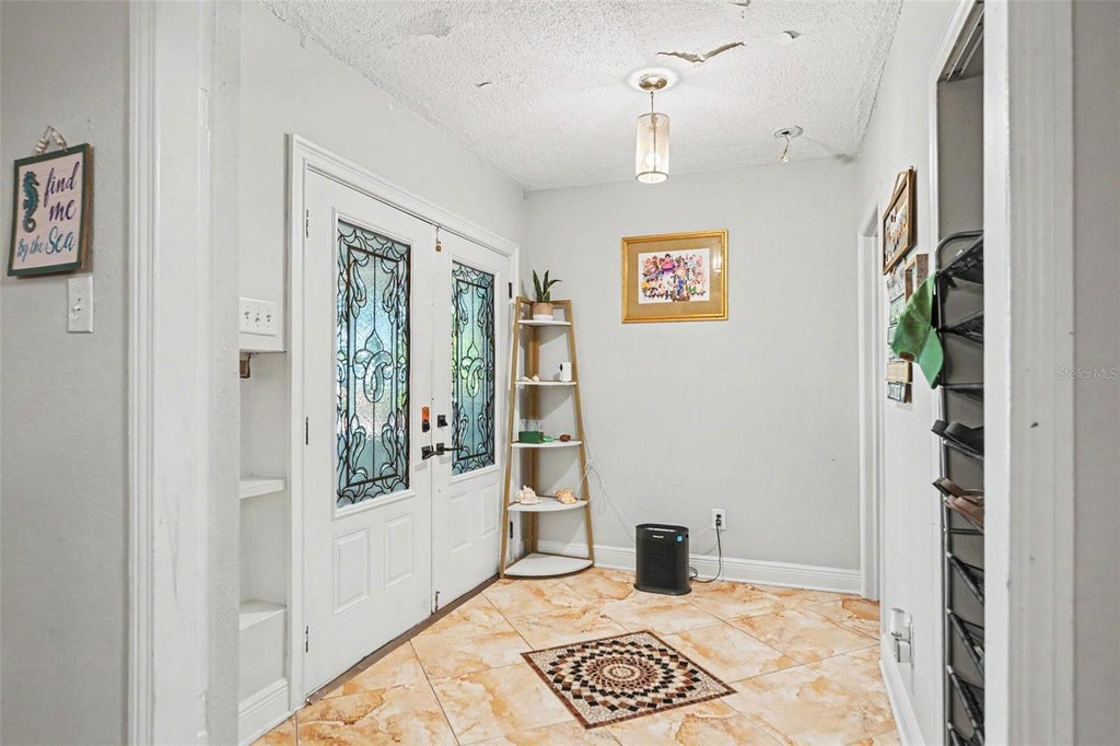 Photo of 3022 Dartmouth Avenue N, St Petersburg, FL 33713 (MLS # TB8549571)