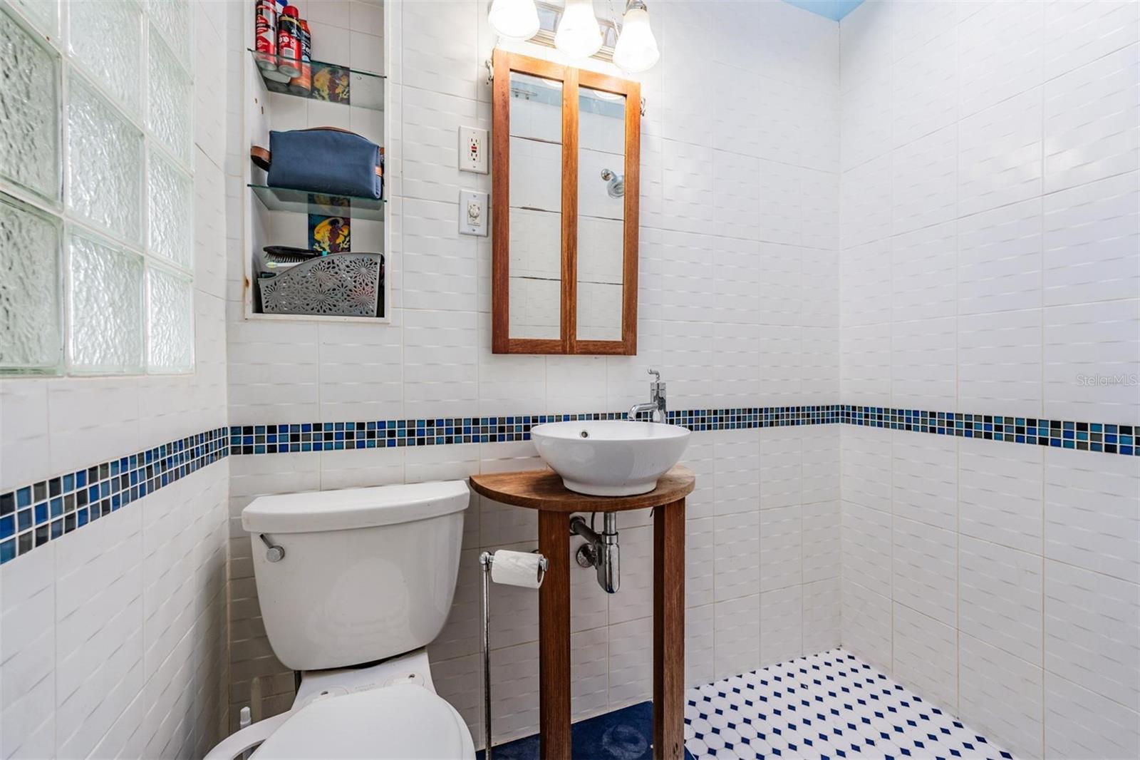 BAY PINES ESTATES - Residential