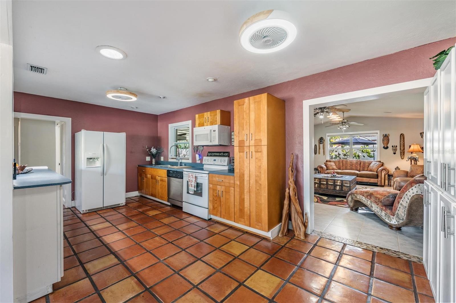 BAY PINES ESTATES - Residential