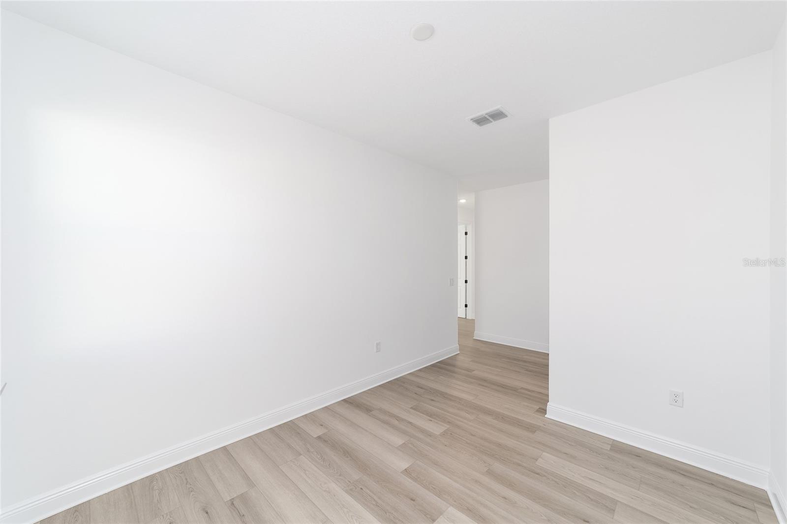 ON TOP OF THE WORLD - Residential