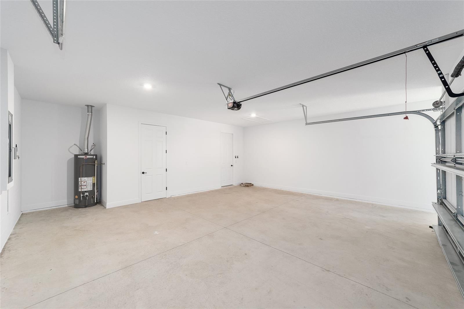 ON TOP OF THE WORLD - Residential