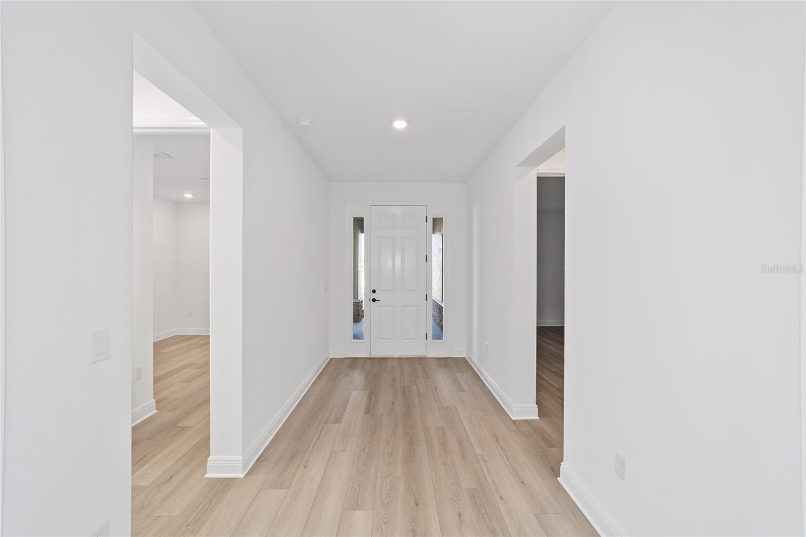 ON TOP OF THE WORLD - Residential