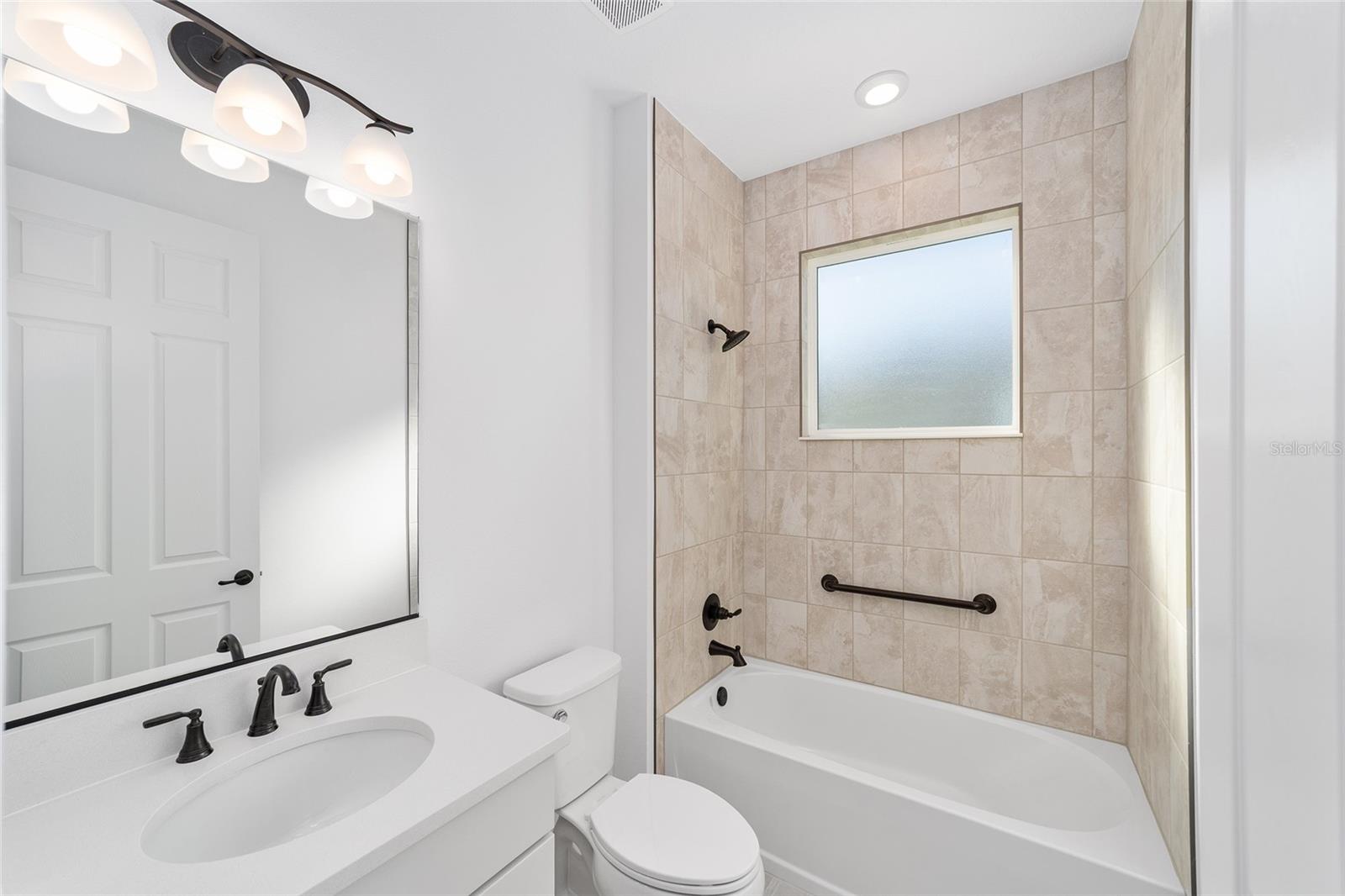 ON TOP OF THE WORLD - Residential