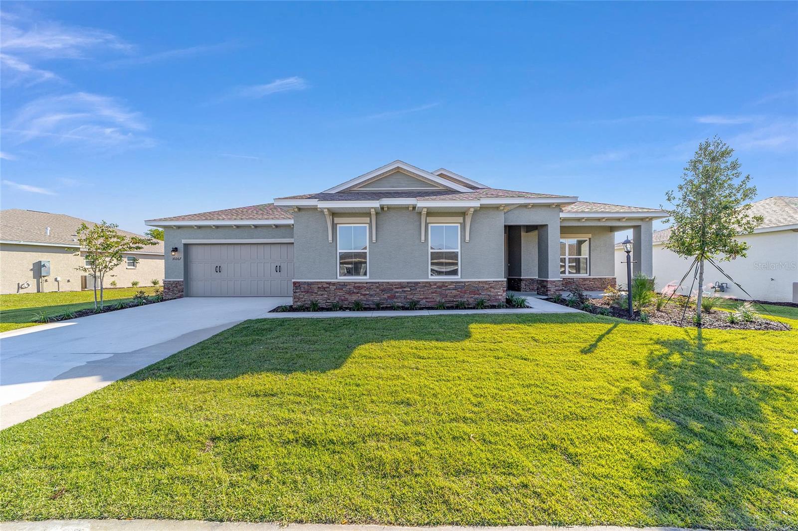 ON TOP OF THE WORLD - Residential