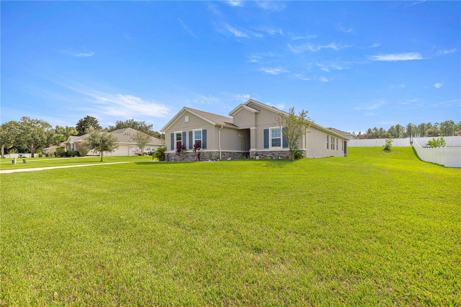 MAGNOLIA MANOR - Residential Lease