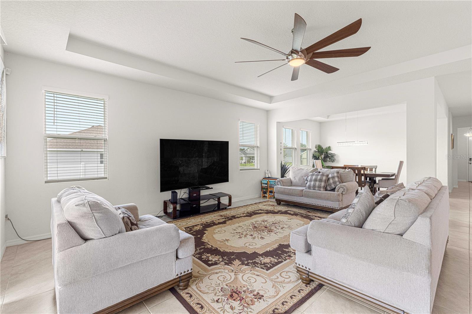 MAGNOLIA MANOR - Residential Lease