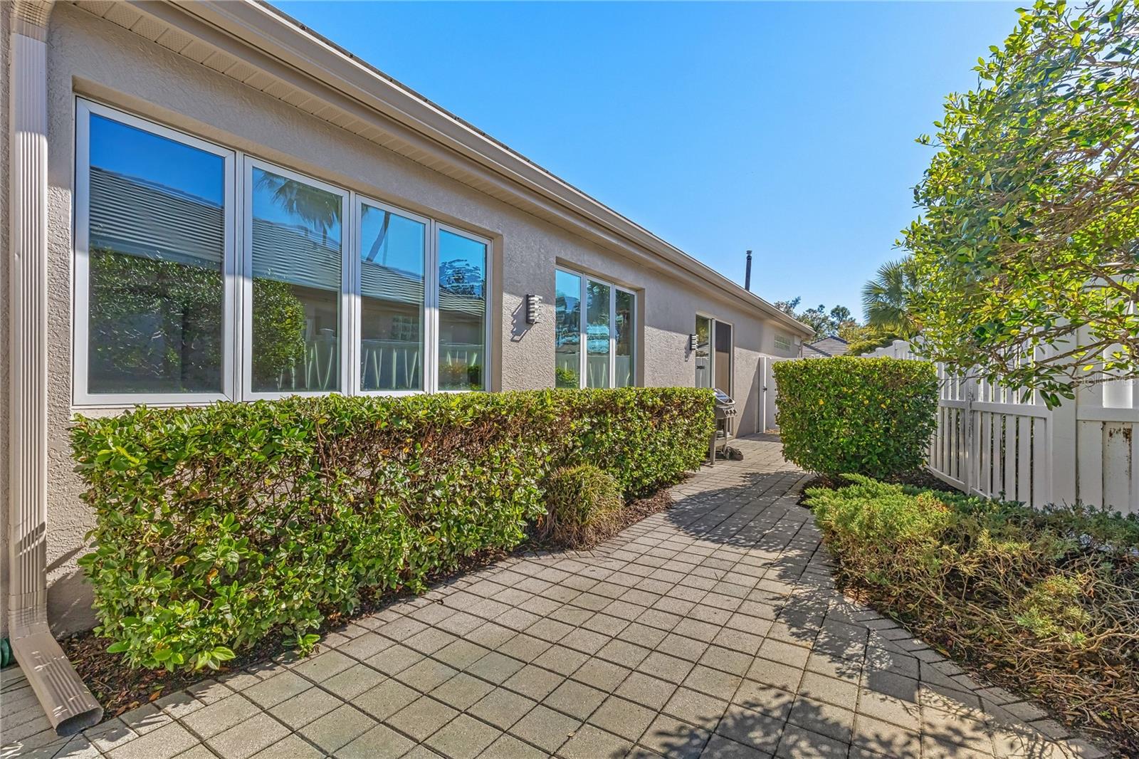 ROSEDALE - Residential