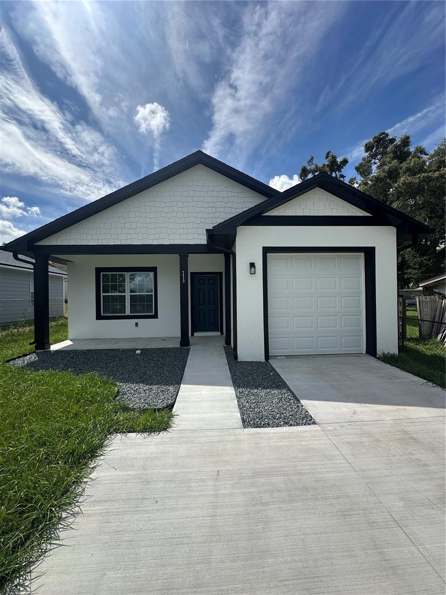 CLERMONT LINCOLN PARK - Residential Lease