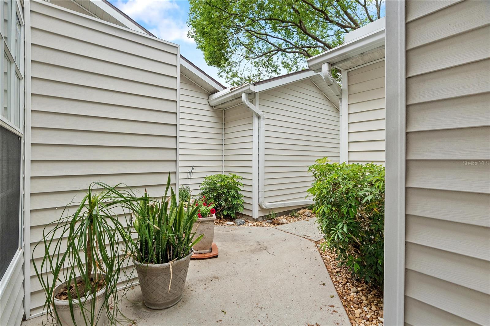 21506 GRAY TERN COURT