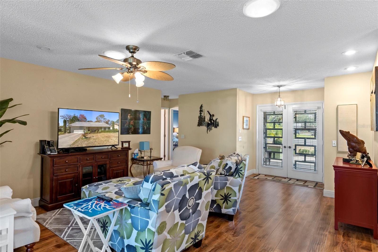 TIMBER PINES TR23 UNIT 2 LOT 32 - Residential