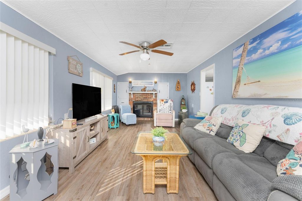 Photo of 619 Via Cala, Englewood, FL 34224 (MLS # D6144942)