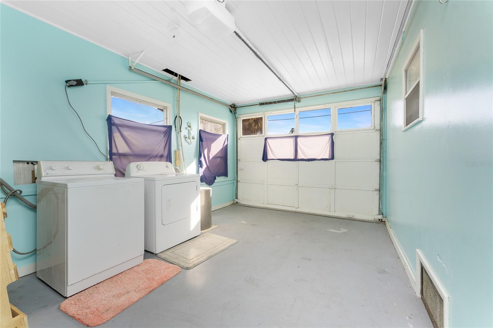 MOBILE GARDENS 1ST ADD - Residential