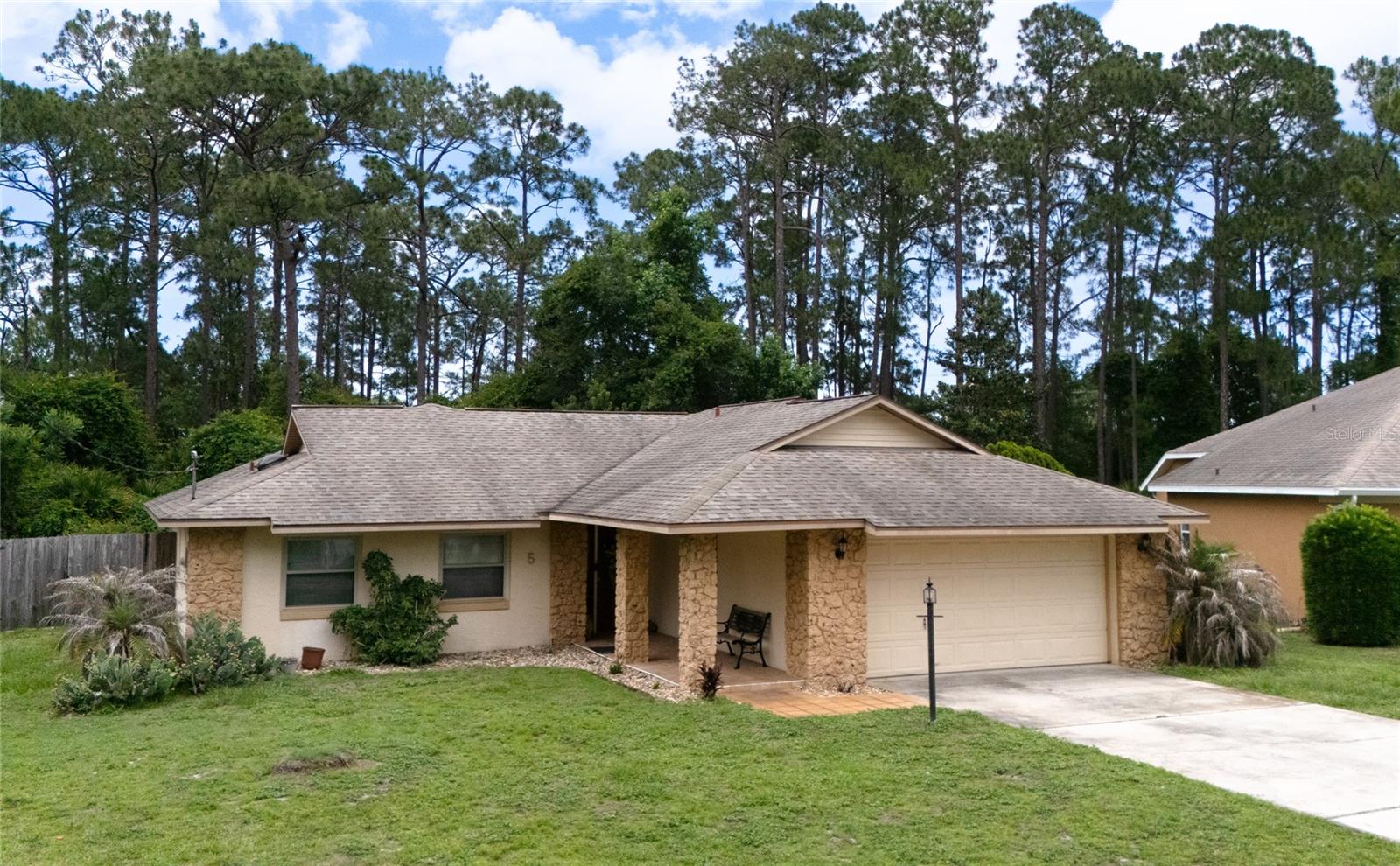 PINE LAKES - Residential