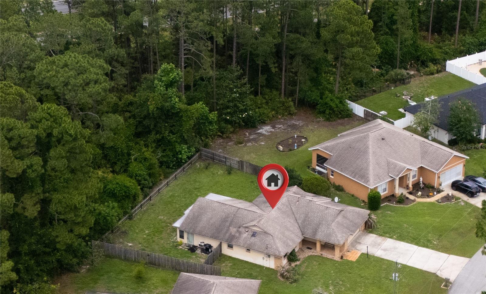 PINE LAKES - Residential