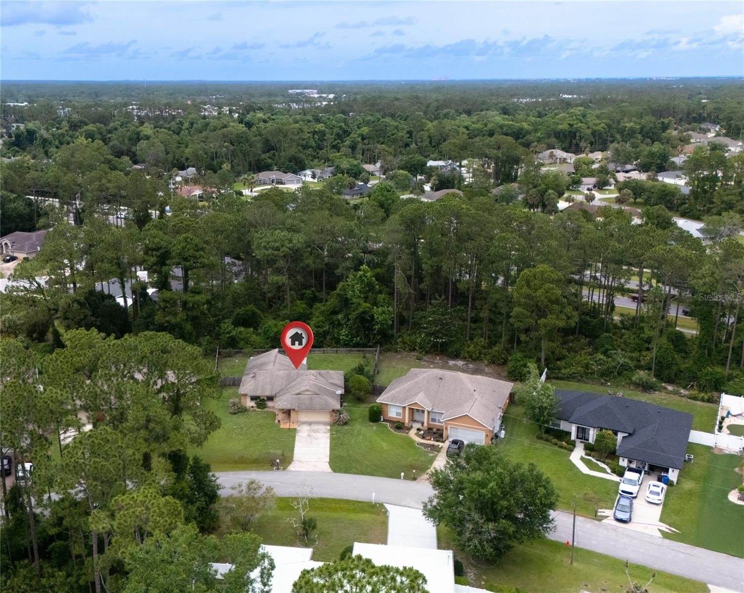 PINE LAKES - Residential