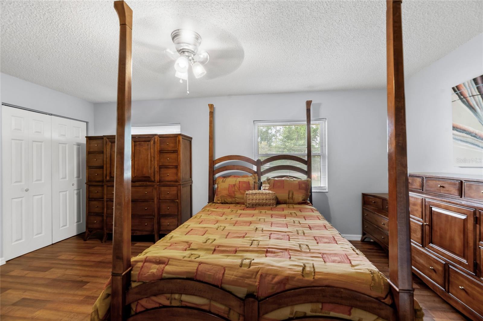 PINE LAKES - Residential