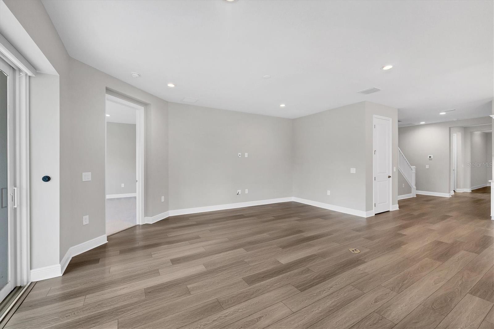 GRAND PARK PH 2 REP - Residential Lease