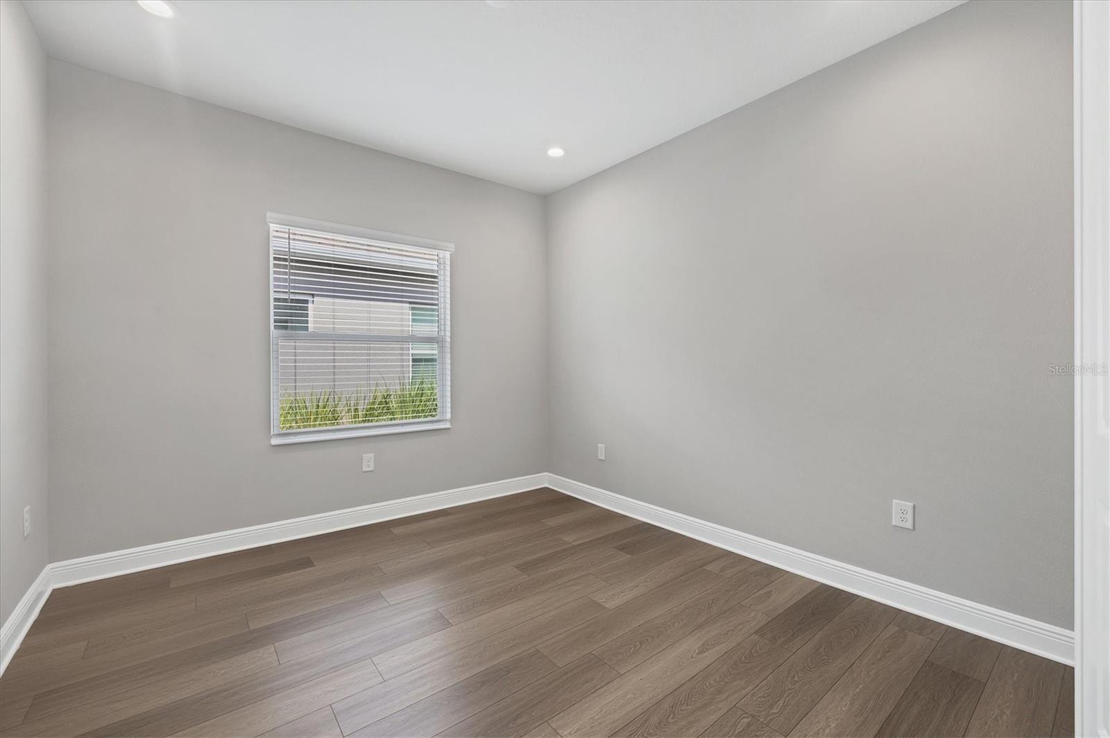 GRAND PARK PH 2 REP - Residential Lease