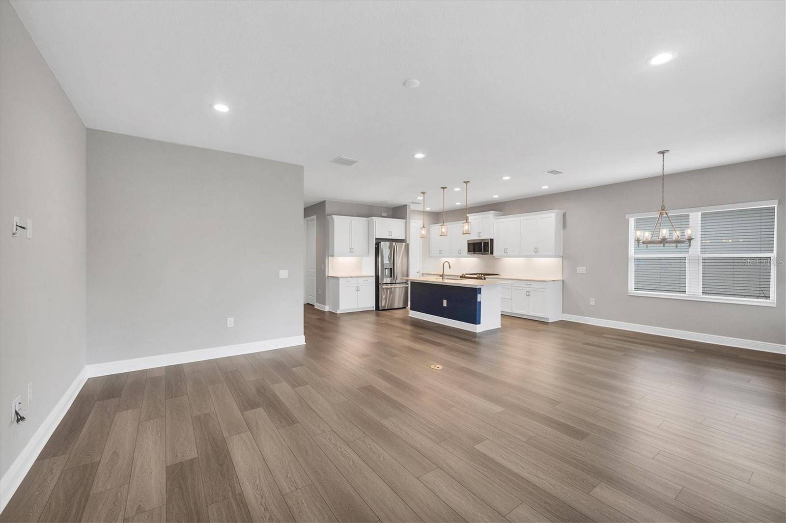 GRAND PARK PH 2 REP - Residential Lease