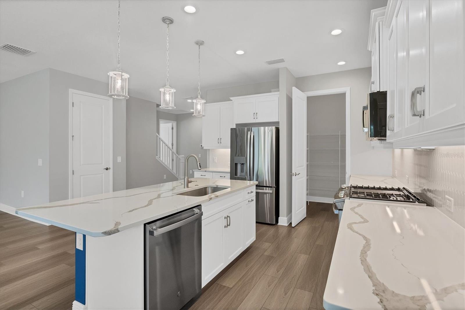 GRAND PARK PH 2 REP - Residential Lease