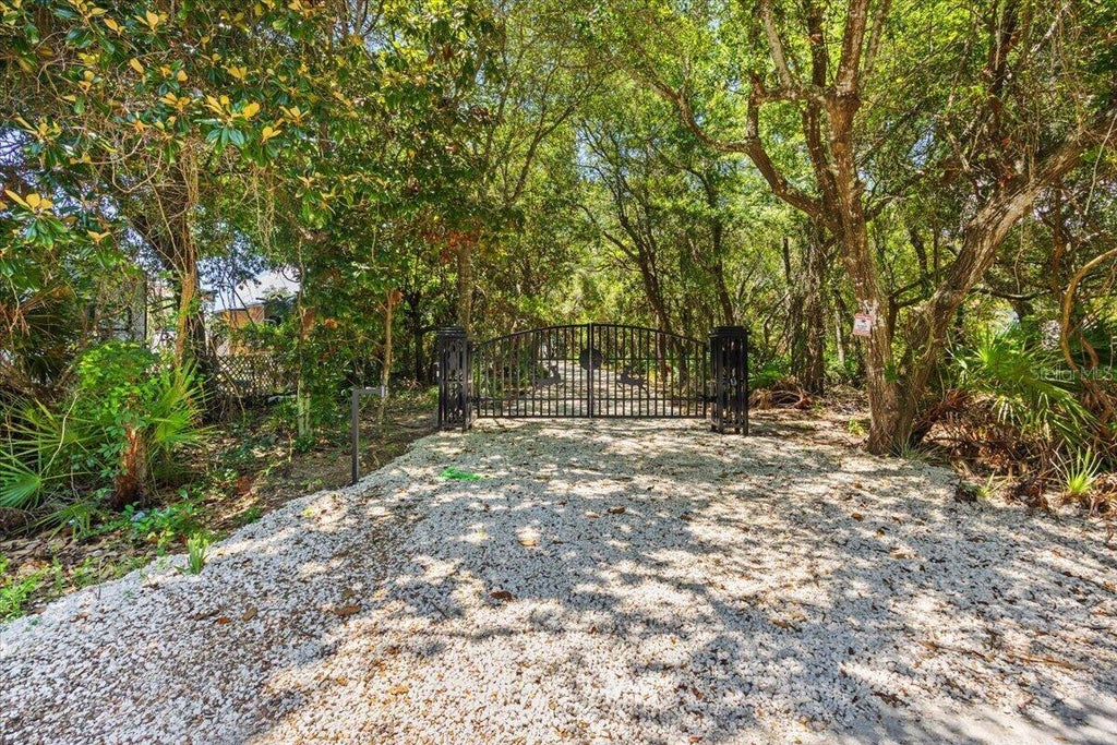 Photo of 609 Calhoun Avenue, Destin, FL 32541 (MLS # O6441711)