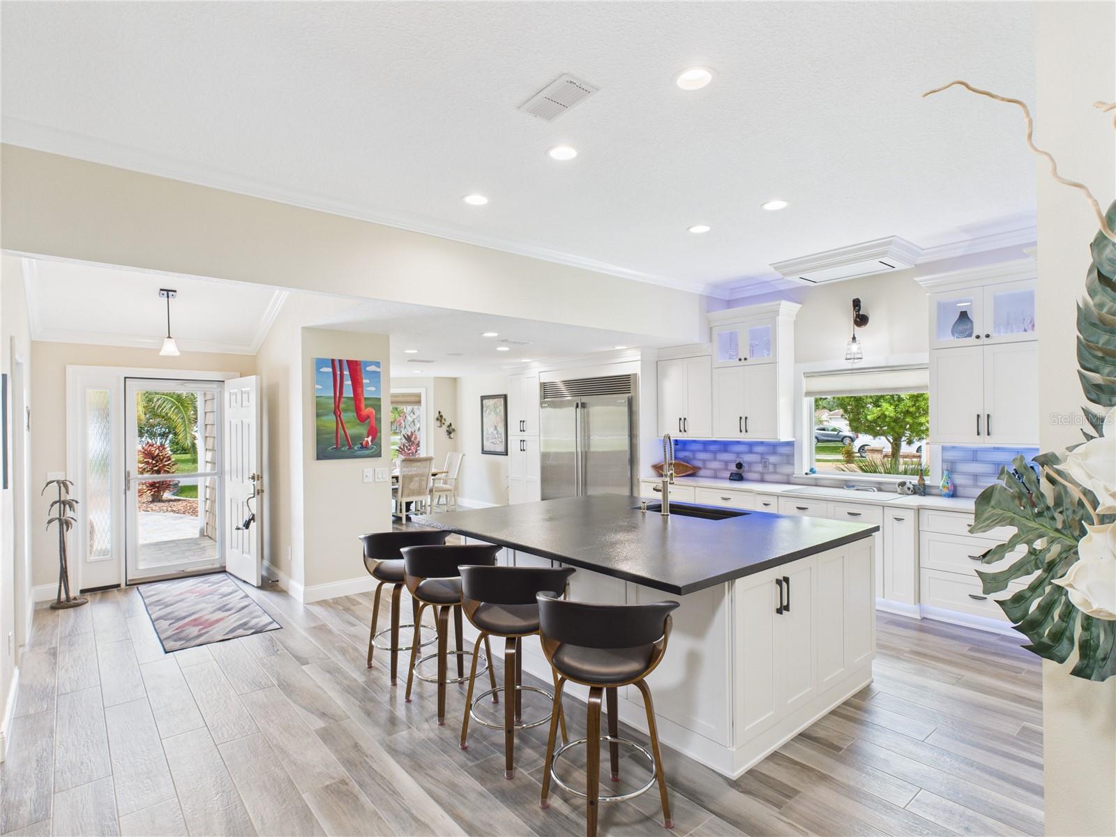 917 RAMOS DRIVE