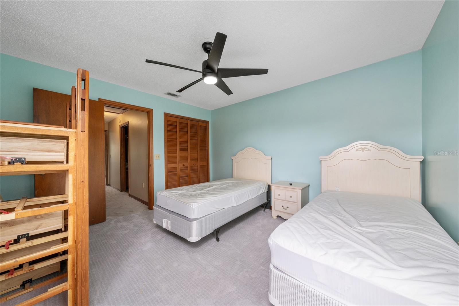 HAWKS LANDING - Residential