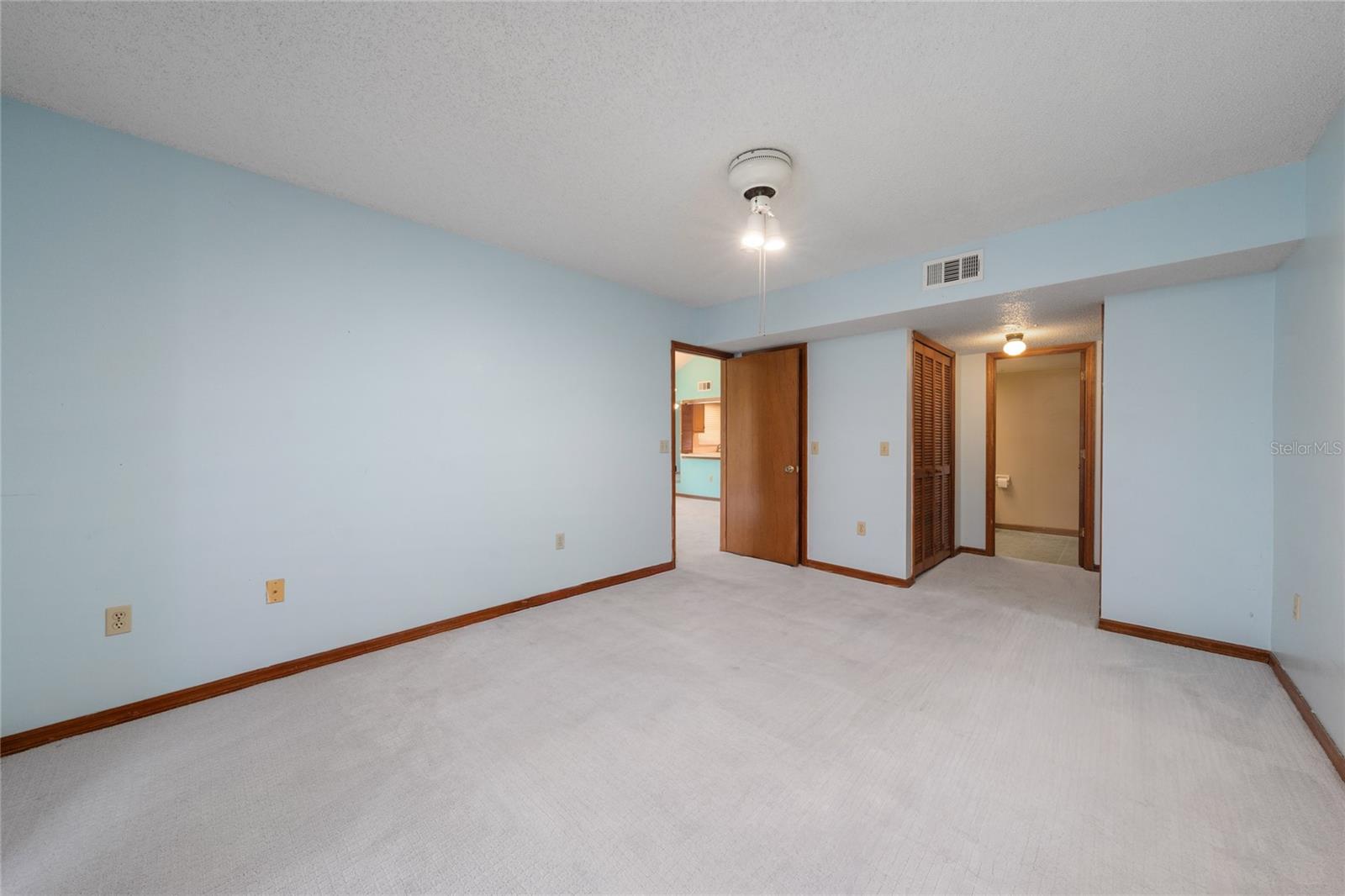 HAWKS LANDING - Residential