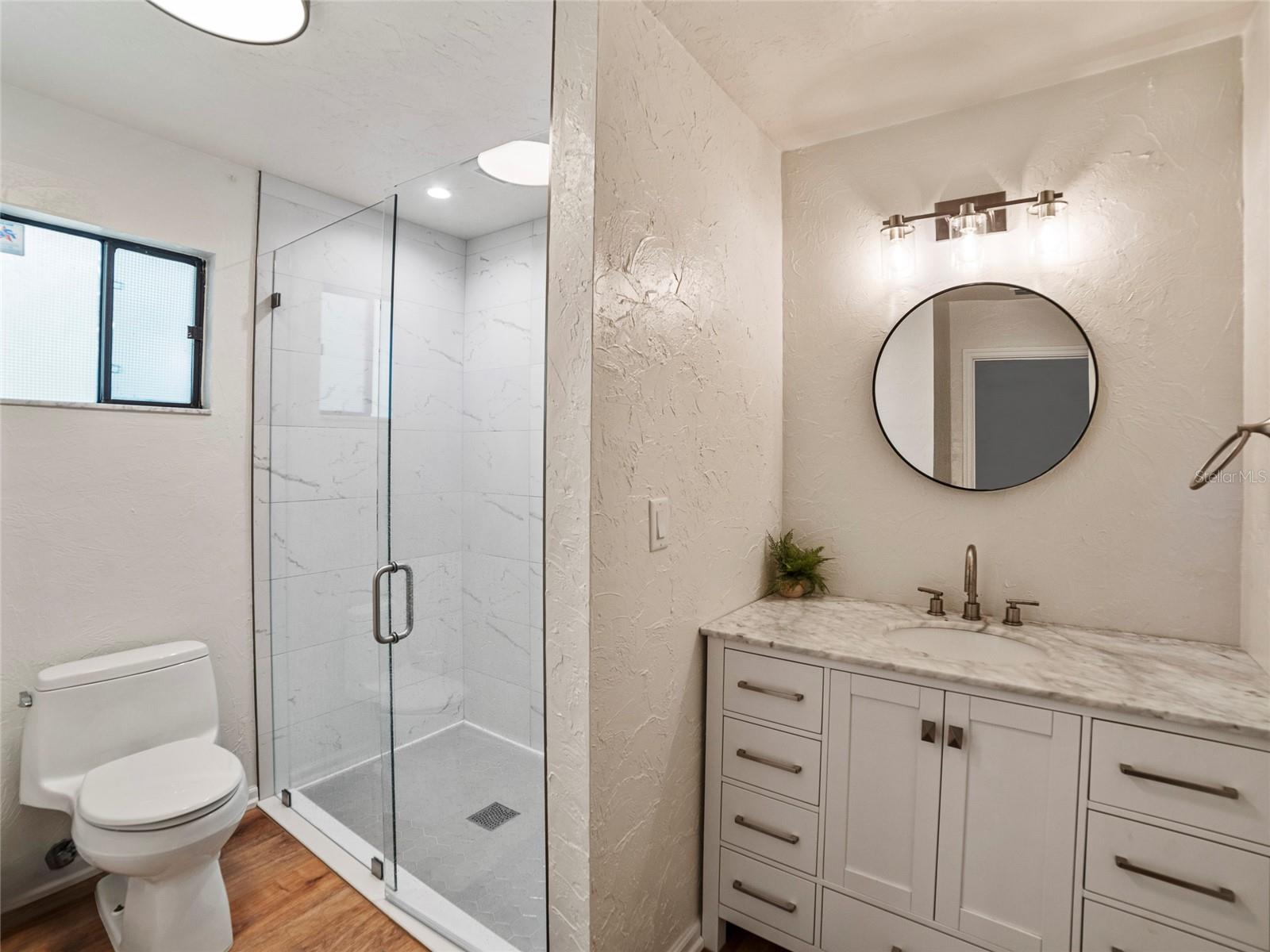 GLENBROOKE - Residential