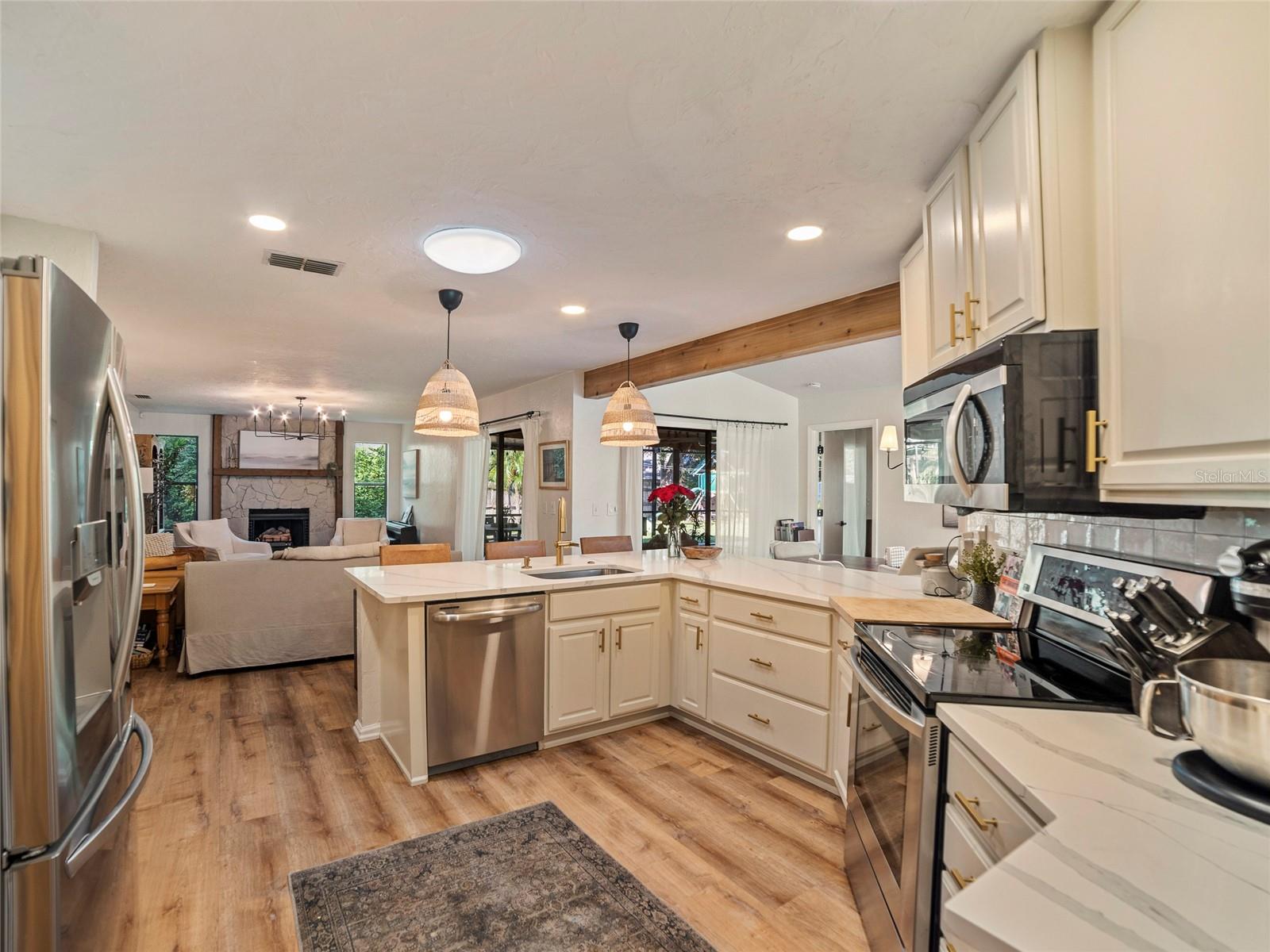 GLENBROOKE - Residential