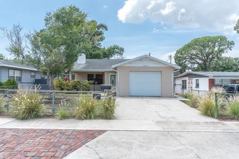 Photo of 7920 52 Street N, Pinellas Park, FL 33781 (MLS # TB8488737)