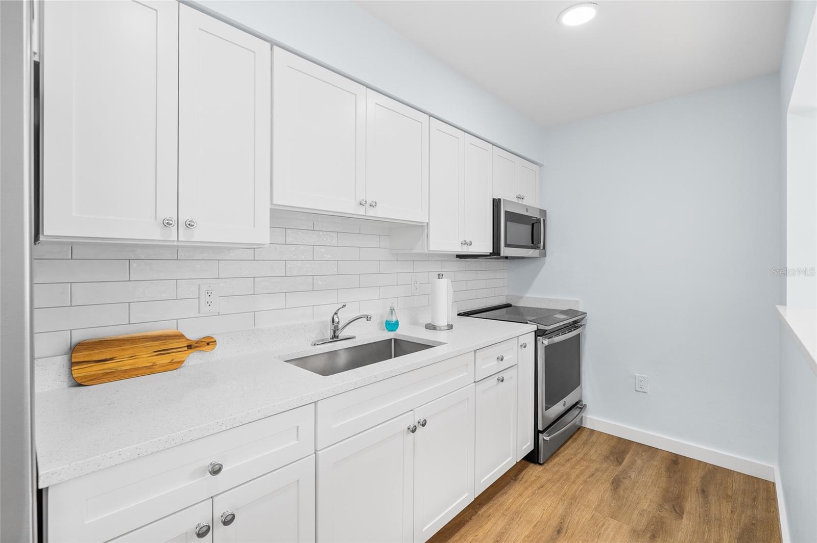 SILVER KING CONDO PH 1 - Residential