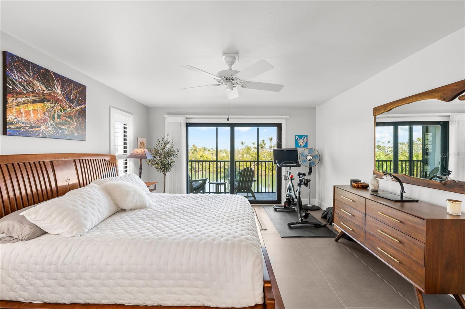 SILVER KING CONDO PH 1 - Residential