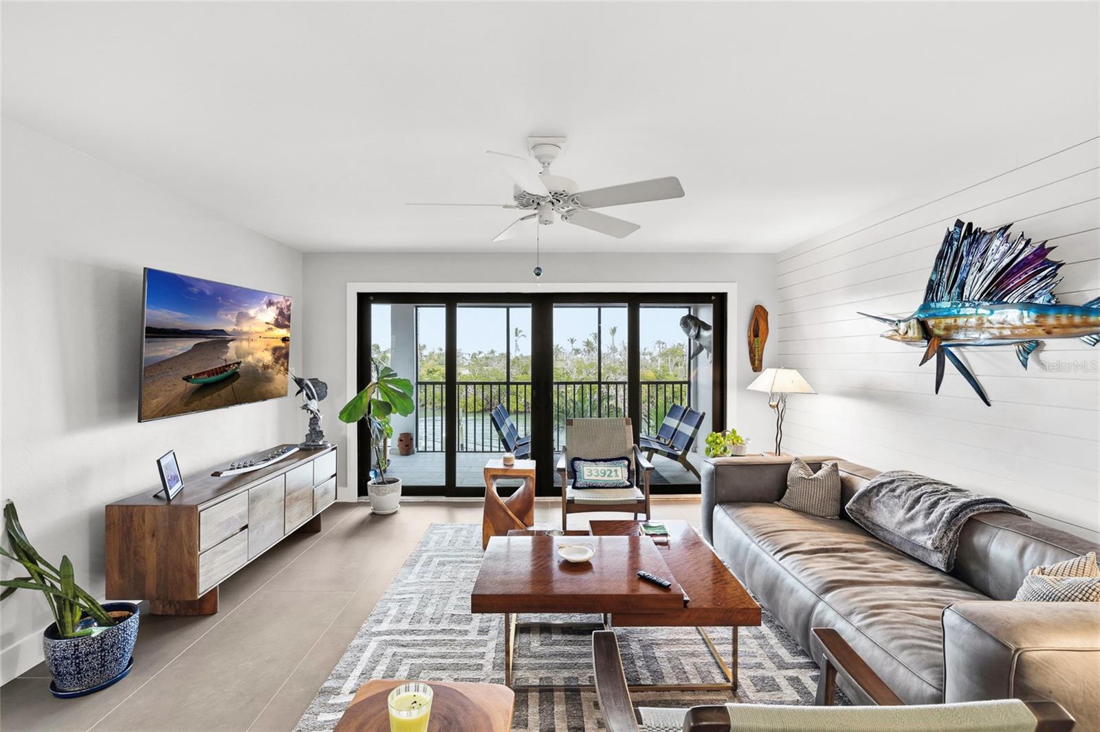 SILVER KING CONDO PH 1 - Residential