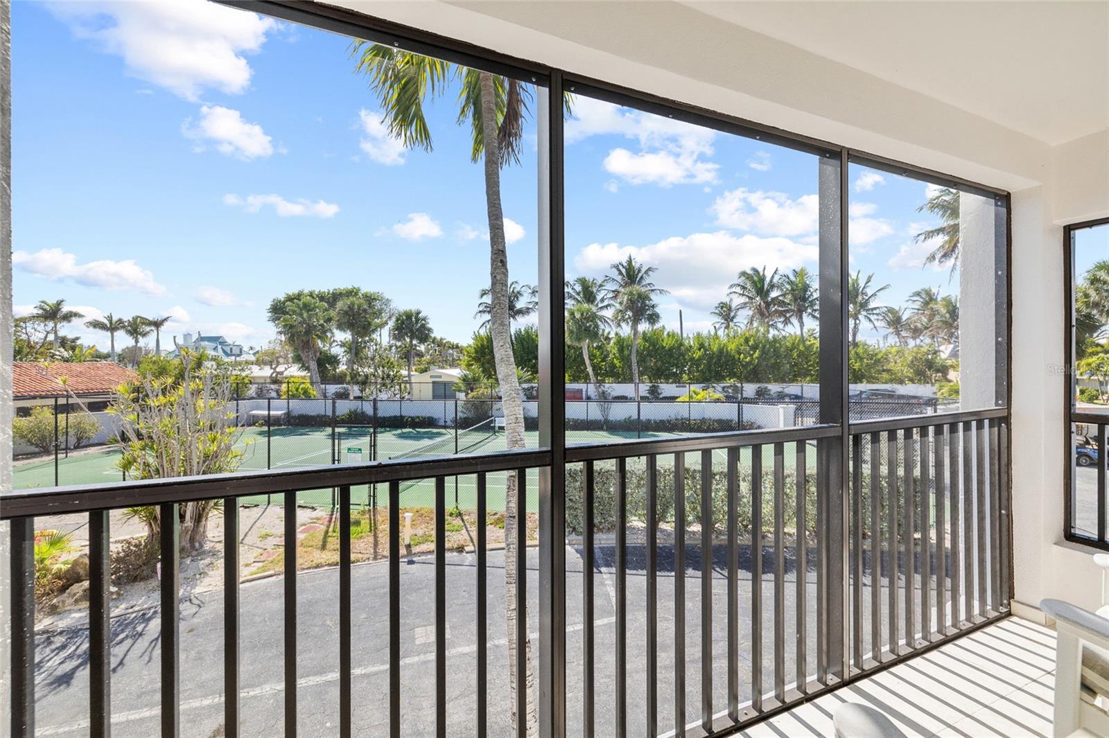 SILVER KING CONDO PH 1 - Residential