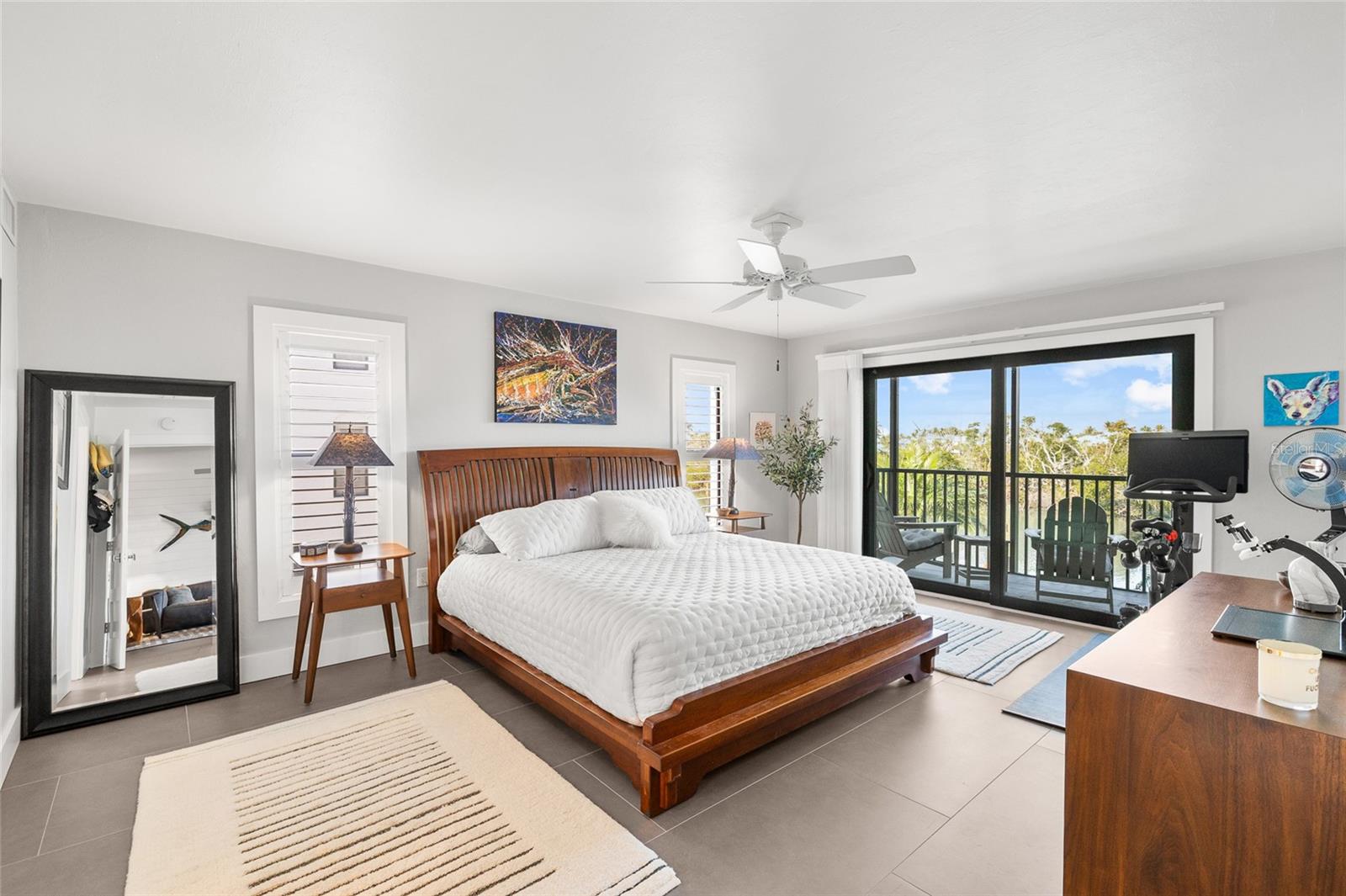 SILVER KING CONDO PH 1 - Residential