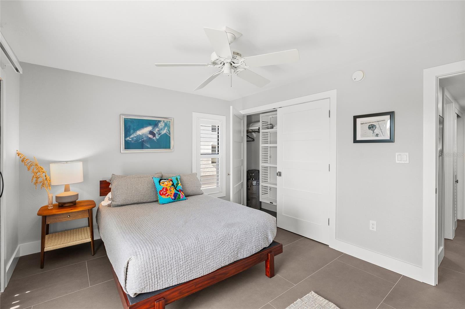 SILVER KING CONDO PH 1 - Residential