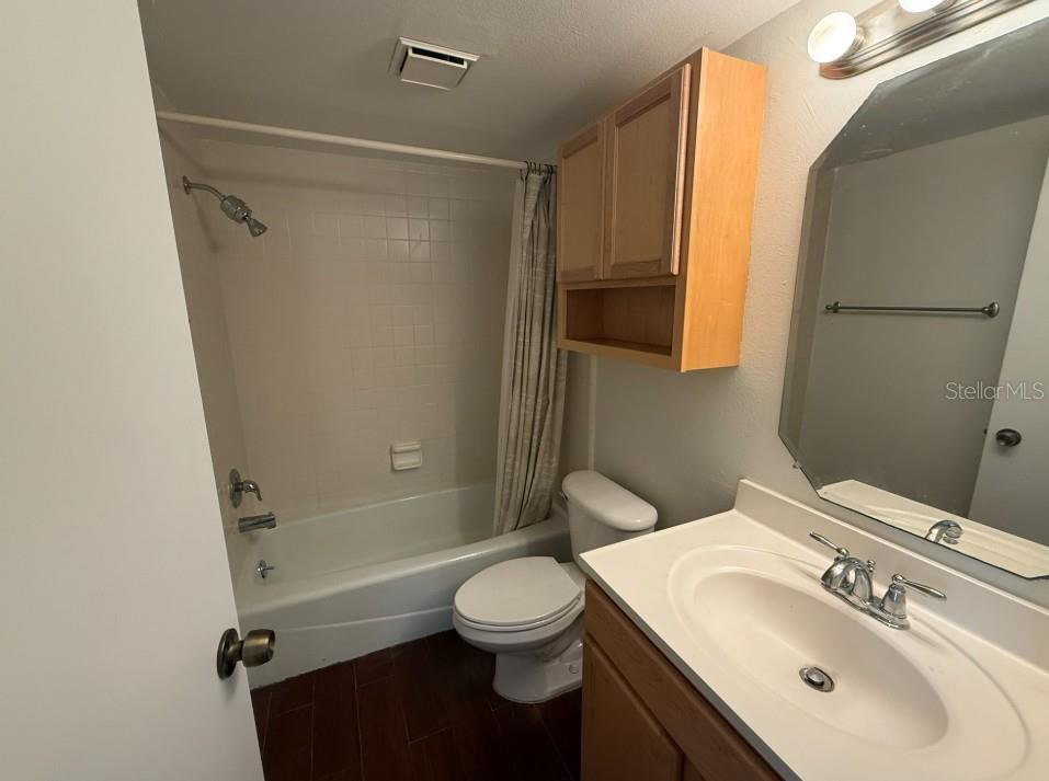 MENTONE COURT - Residential Lease